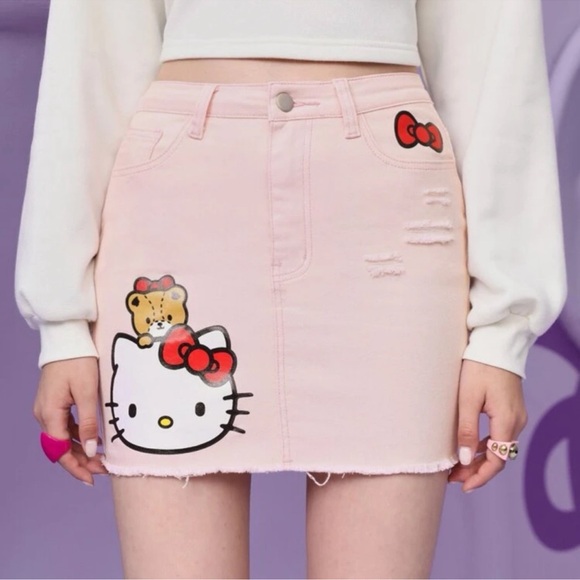 Hello Kitty Dresses & Skirts - Hello Kitty Bow Light Pink Mini Skirt Large